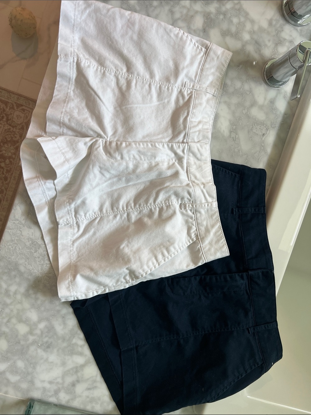 Abercrombie & Fitch White and Navy Casual Skorts - Pair